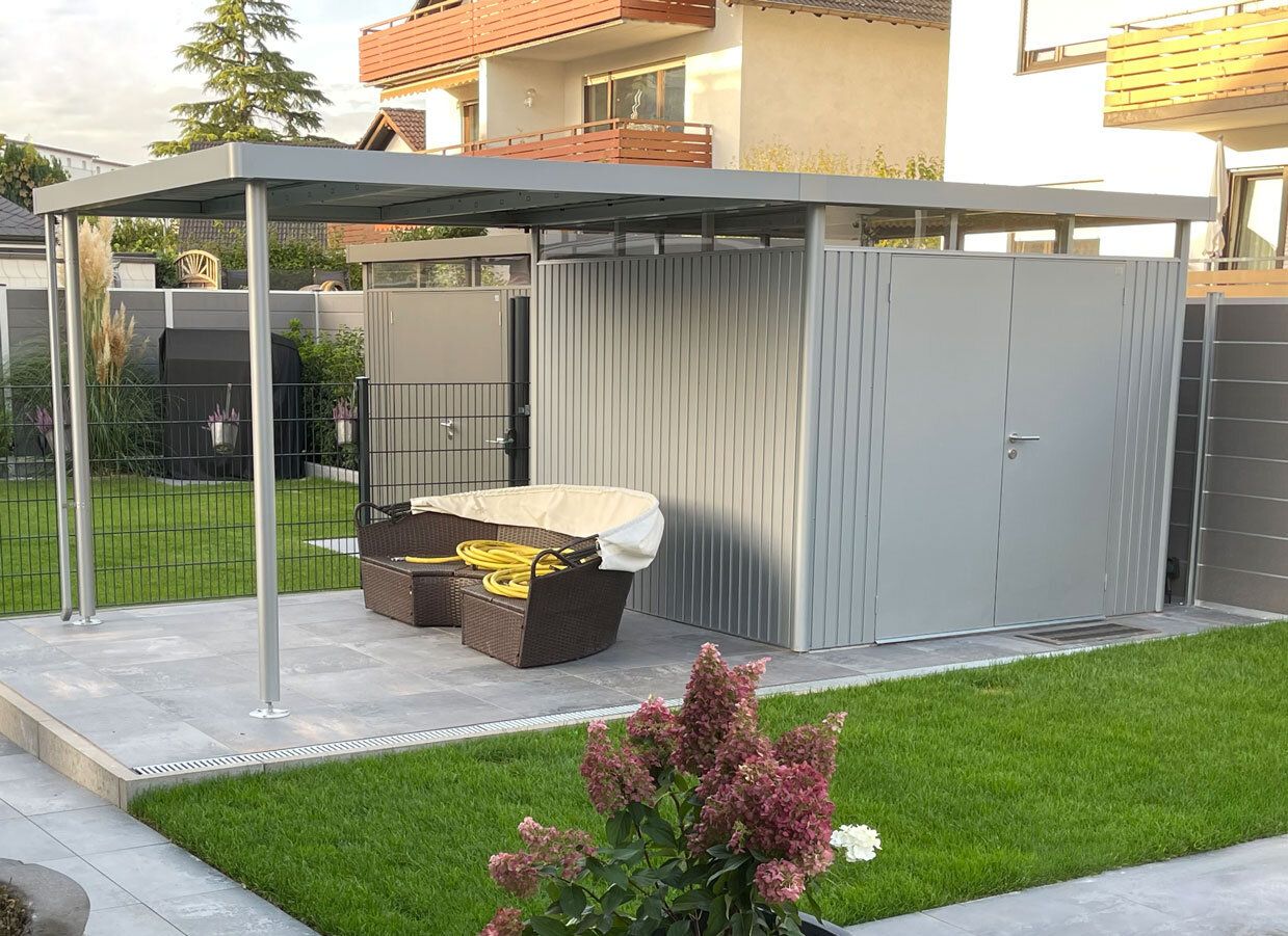 Stilvolle Gartenhütte aus Metall mit Flachdach Biohort Deutschland